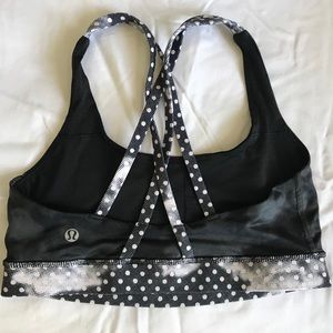 Polkadot Lululemon sports bra